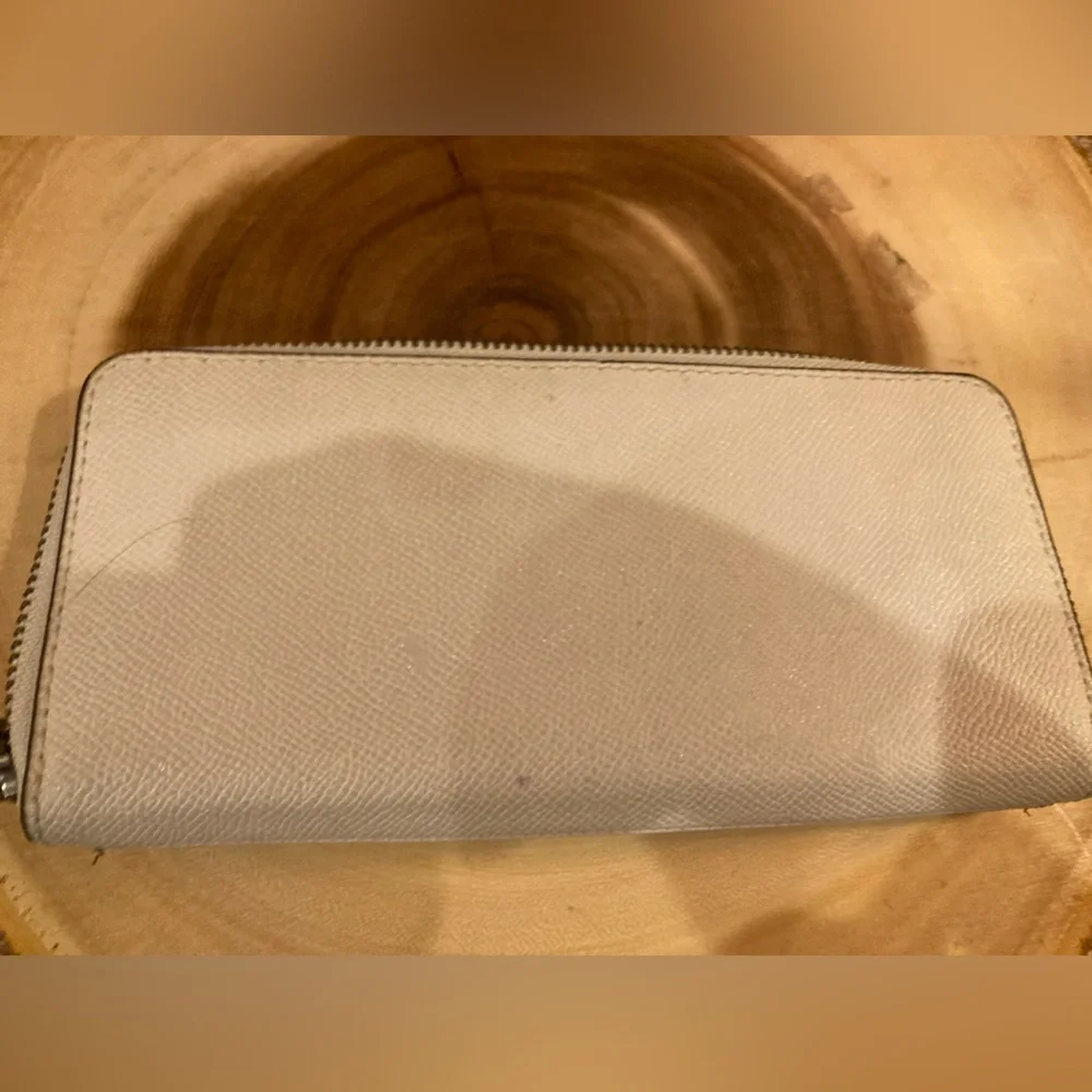 Coach Colorblock‎ Multifunction Wallet, Chalk/mint Green Retail $275